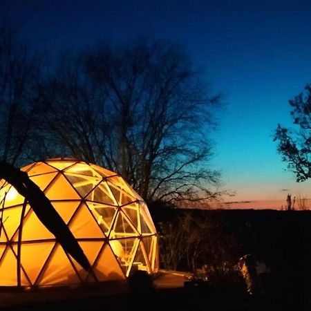 Le Dome Aux Oiseaux Hotel Berig-Vintrange Ngoại thất bức ảnh